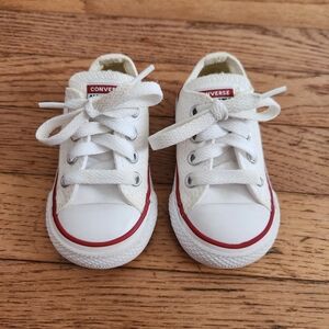 Girls/Boys Baby Converse Shoes Size 4